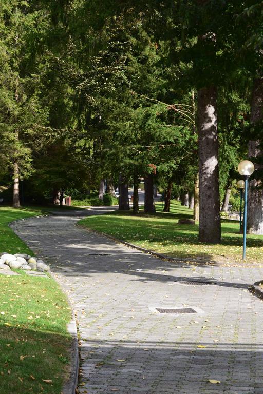 Apart Erica Comano Terme Zewnętrze zdjęcie